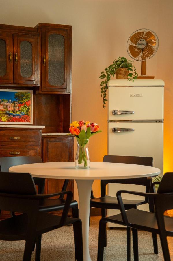 Ca Glera - Vintage Design Apartment Revine Lago Екстер'єр фото